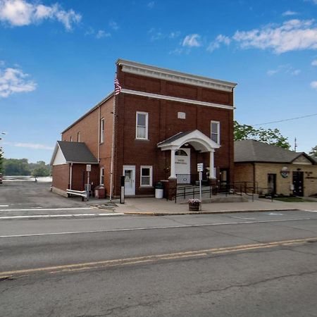 Webber Hotel Lyndonville Екстер'єр фото