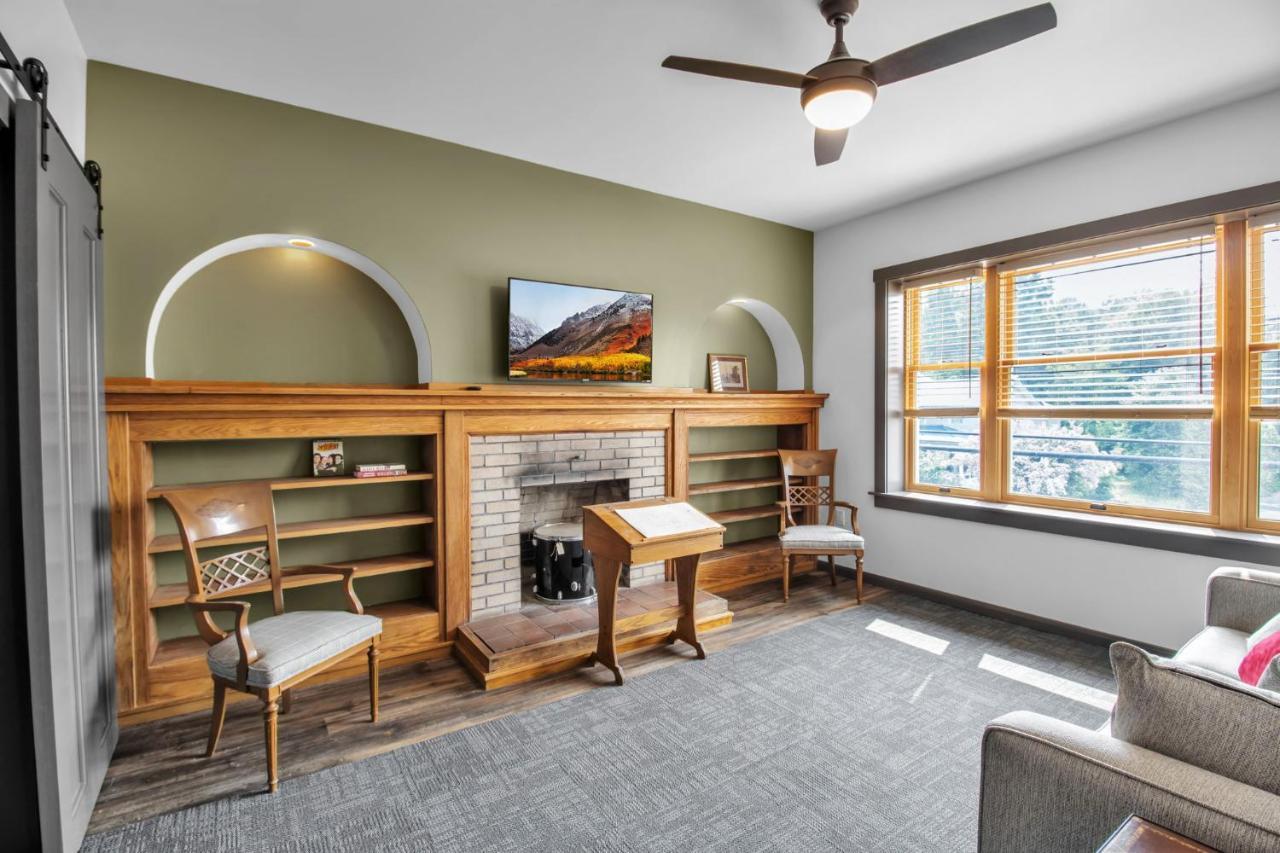 Webber Hotel Lyndonville Екстер'єр фото