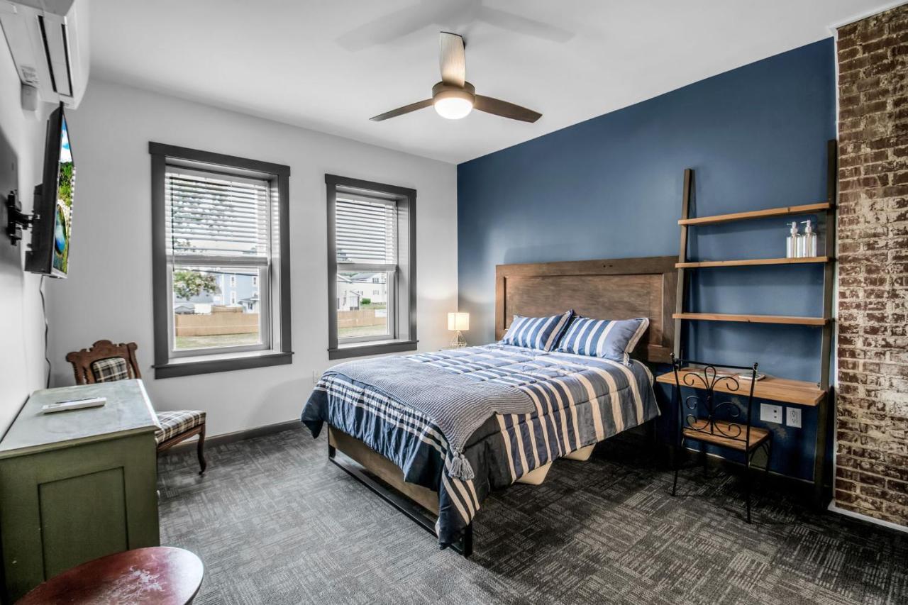 Webber Hotel Lyndonville Екстер'єр фото