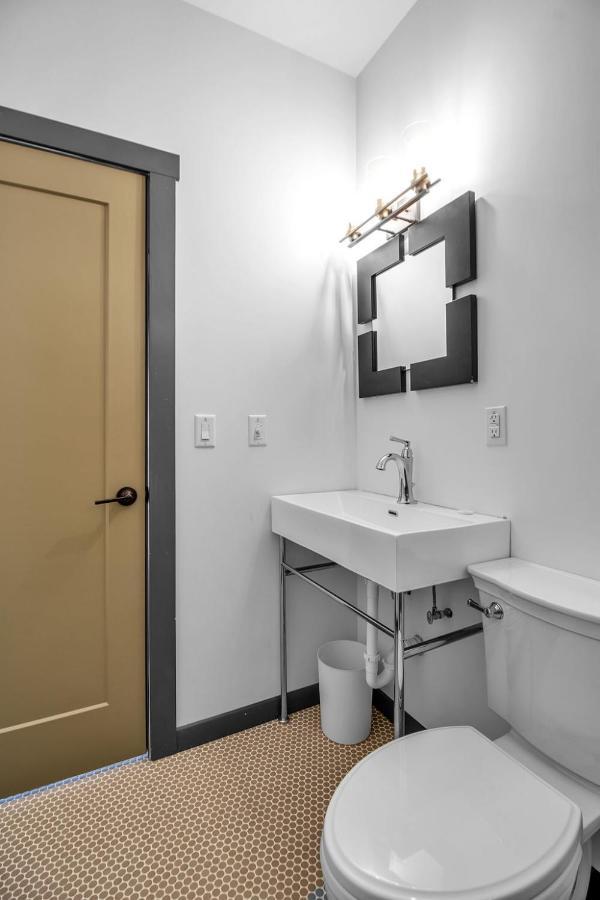 Webber Hotel Lyndonville Екстер'єр фото